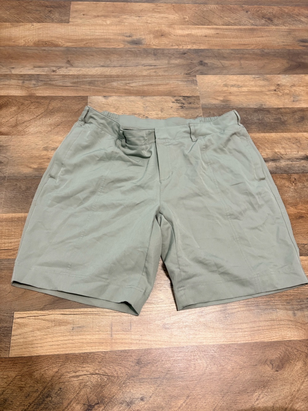 🔥 32 Degrees Cool Performance Shorts Olive Green Size M Stretch Lightweight